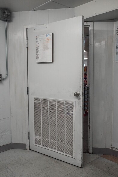 More Photos Of 22732 US-53 Hwy, Ettrick General Retail For Sale