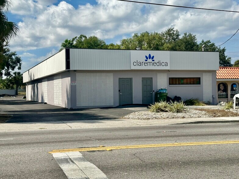 More Photos Of 7108 N Nebraska Ave, Tampa Medical For Sale