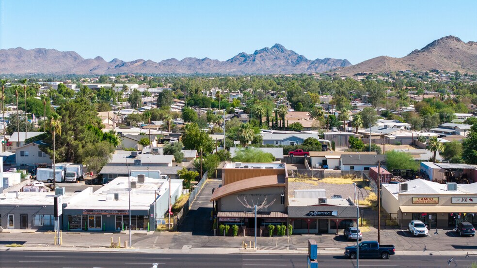 More Photos Of 2827 E Bell Rd, Phoenix Restaurant For Sale