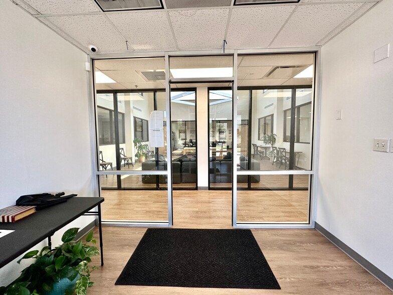 More Photos Of 3600 Formosa Ave, McAllen Distribution For Lease