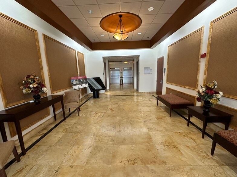 More Photos Of 1035-1049 State Road 7, Wellington Medical For Lease