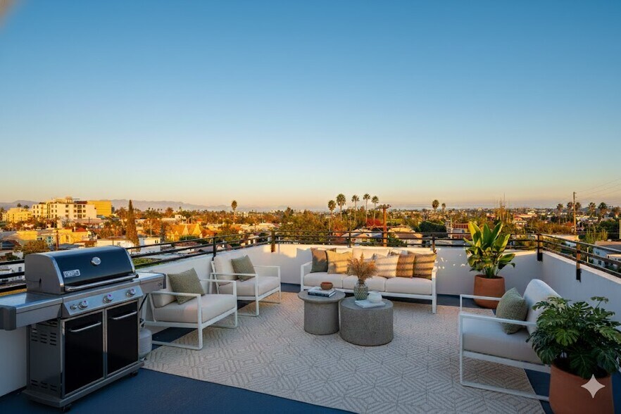 More Photos Of 1656 S Hayworth Ave, Los Angeles Multifamily For Sale