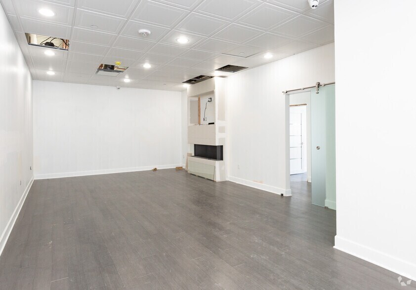 More Photos Of 725 River Rd, Edgewater Medical For Lease