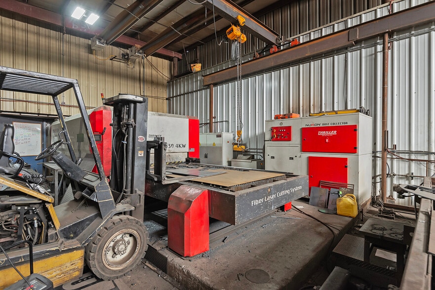 More Photos Of 1926 Pioneer Rd, Salt Lake City Manufacturing For Sale