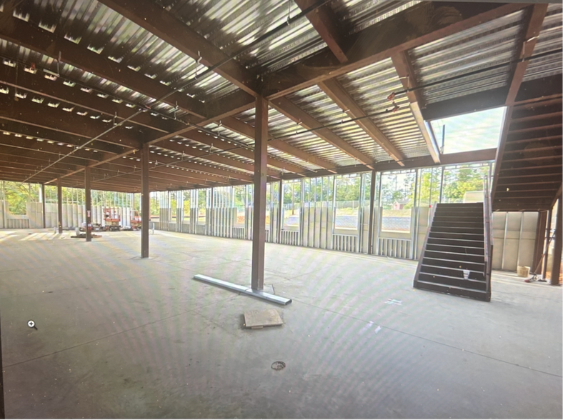 More Photos Of 7355 Main St, Woodstock Medical For Lease