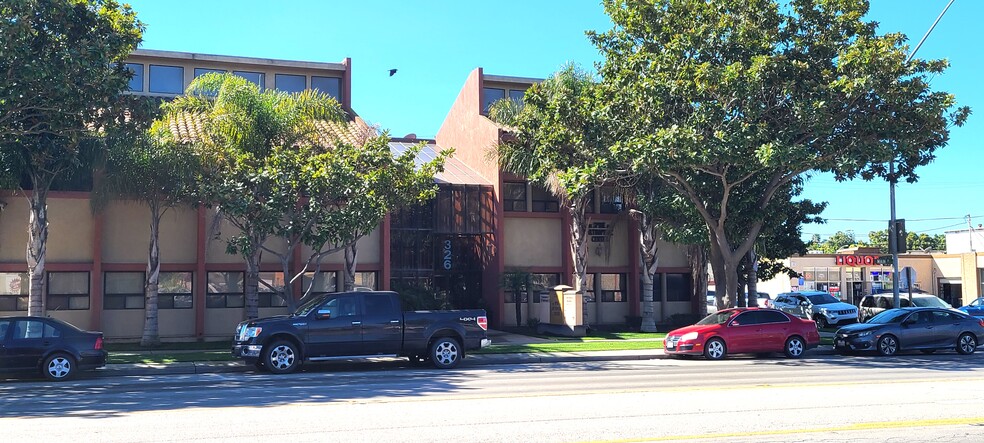 Primary Photo Of 326 W Main St, Santa Maria Medical For Lease