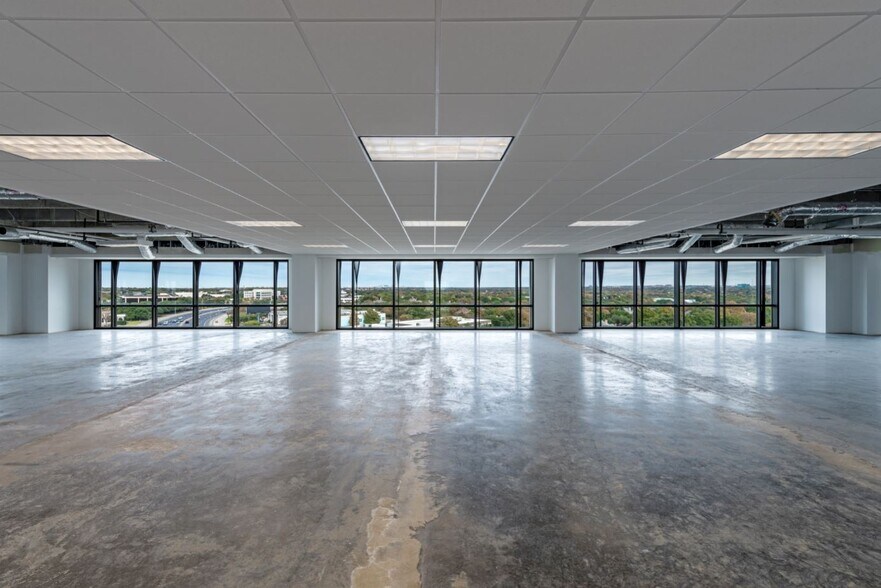 More Photos Of 16633 N Dallas Pky, Addison Office For Lease