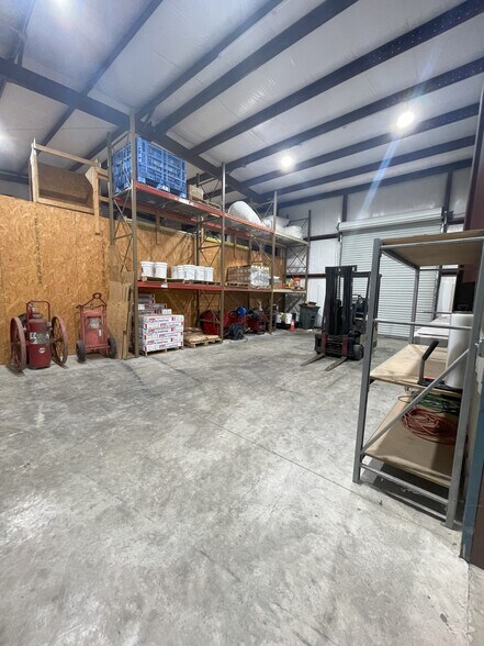 More Photos Of 2443 St Johns Bluff Rd S, Jacksonville Service For Sale