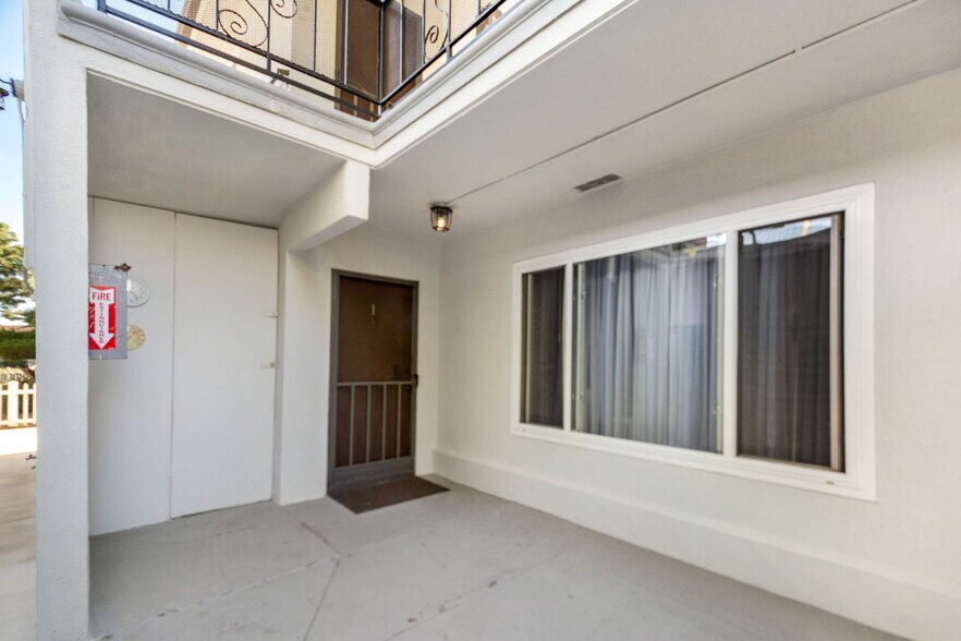 More Photos Of 12571 Kensington Ln, Garden Grove Apartments For Sale
