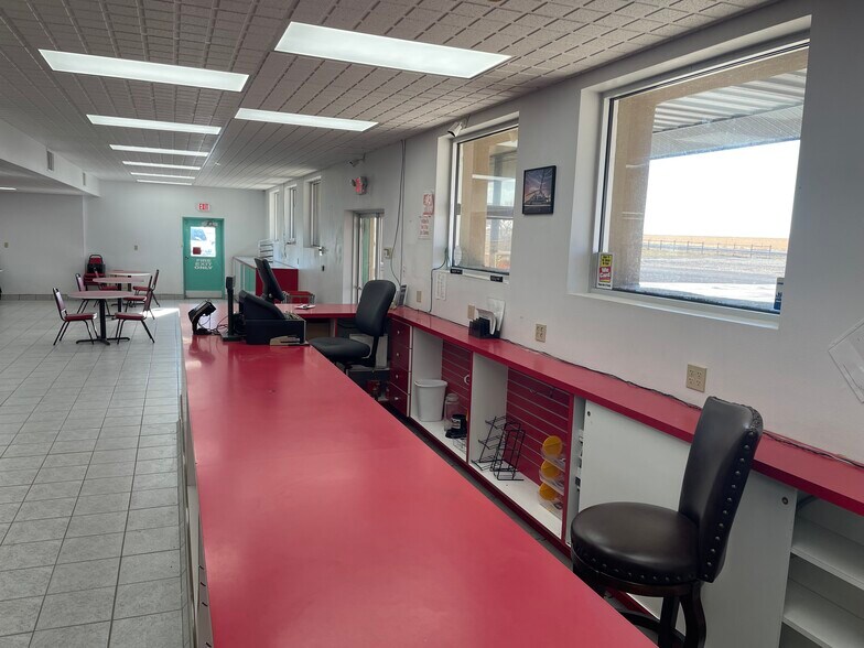 More Photos Of 2390 Highway 93, Hollister Service Station For Lease