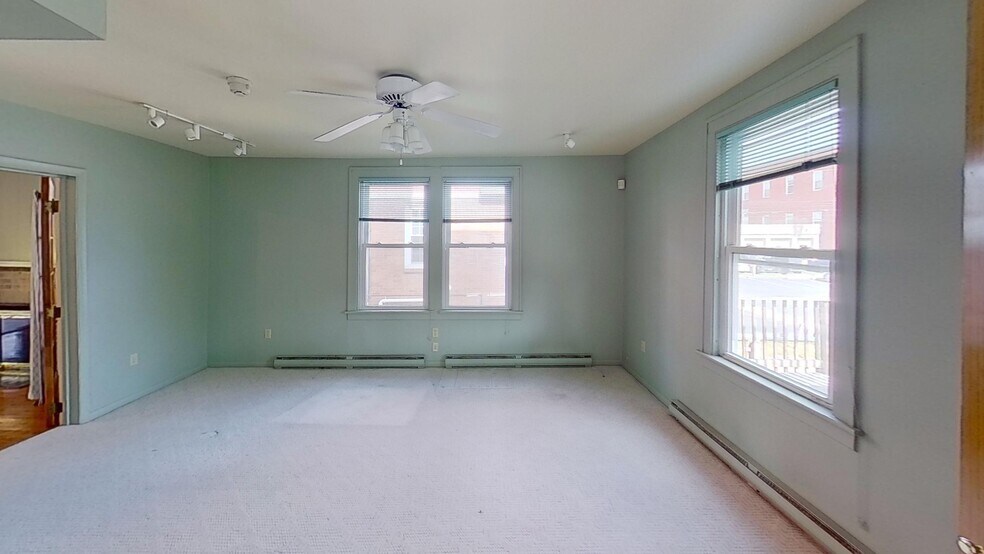 More Photos Of 129 S Sparks St, State College Medical For Lease