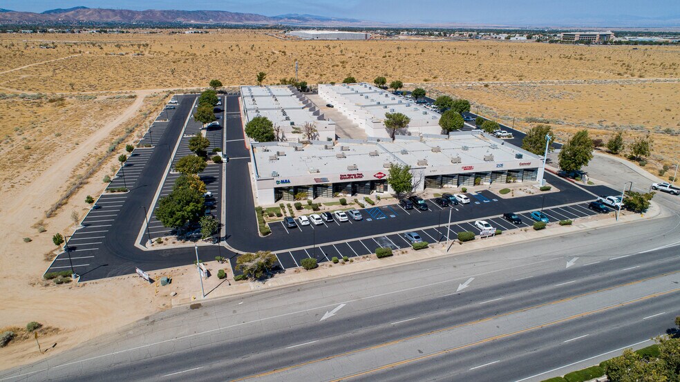 More Photos Of 190 Sierra Ct, Palmdale Unknown For Lease