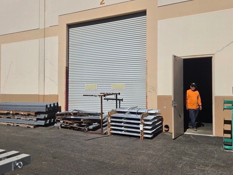 More Photos Of 3466 Webster Ave, Perris Warehouse For Lease