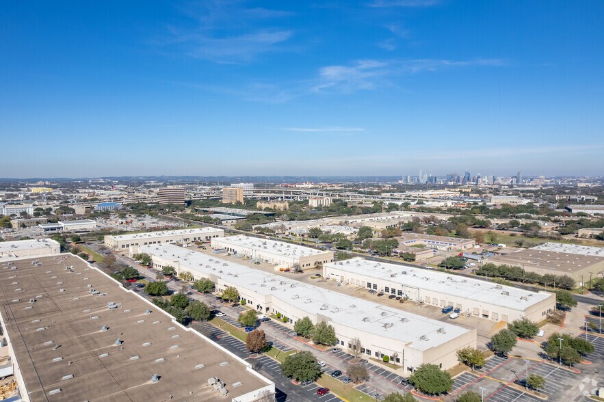 More Photos Of 2101 E Saint Elmo Rd, Austin Unknown For Lease