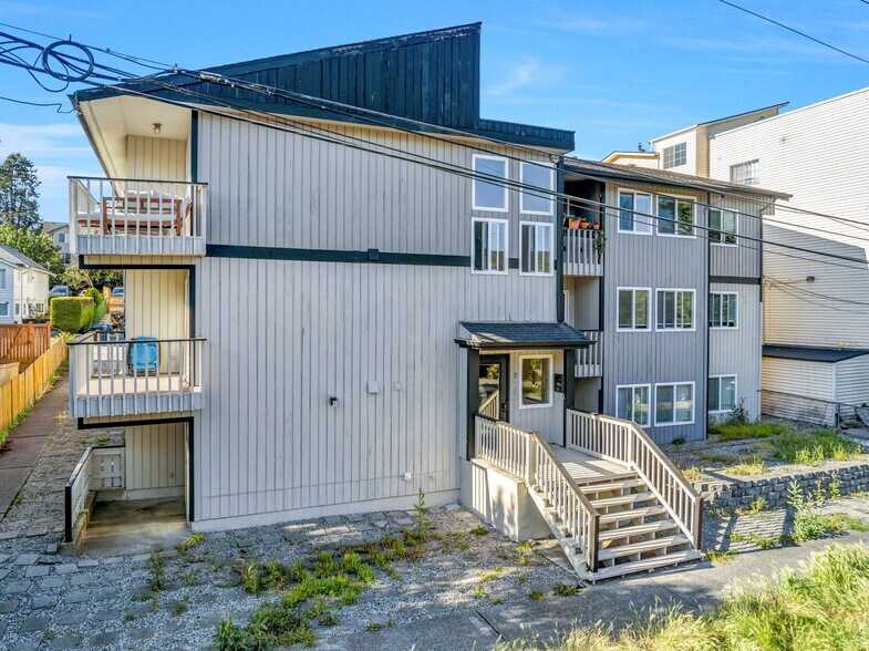 More Photos Of 1146 N 91st St, Seattle Apartments For Sale