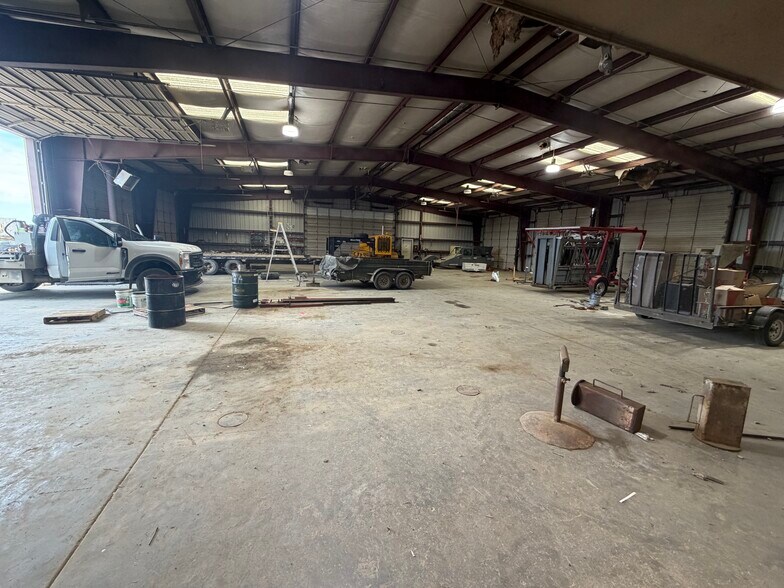 More Photos Of 7082 Tule Rd, Arbuckle Industrial For Sale