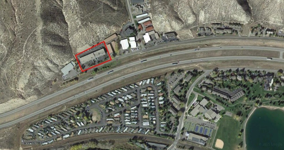 More Photos Of 910 Nottingham Rd, Avon Flex For Sale