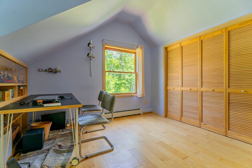 More Photos Of 5355 NY-212 Rt, Mount Tremper Hotel For Sale