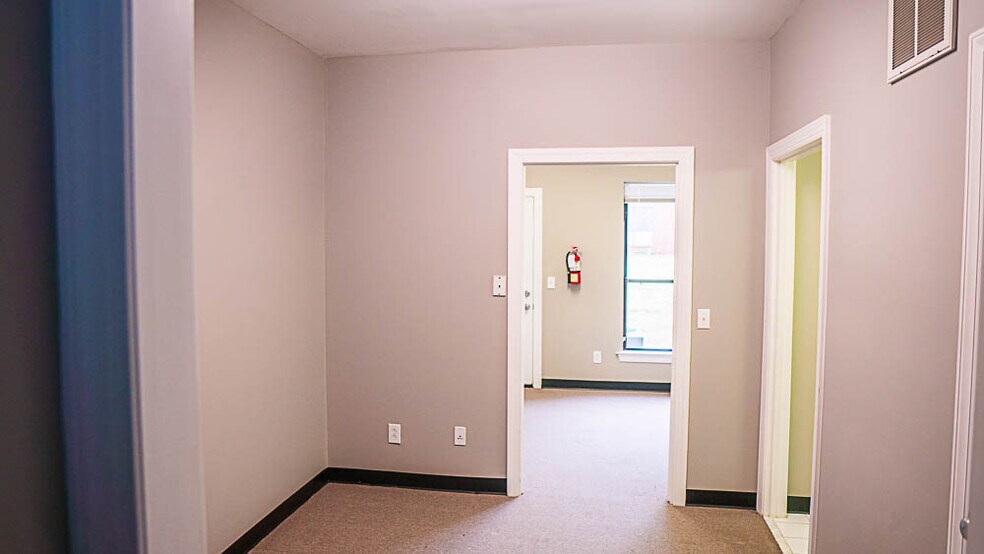 More Photos Of 504 Autumn Springs Ct, Franklin Medical For Lease