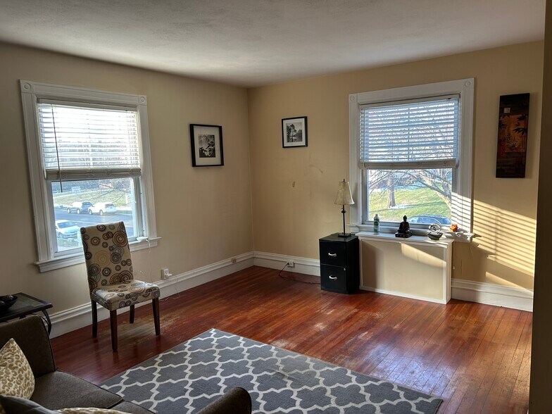 More Photos Of 660 Prospect Ave, Hartford Office For Lease