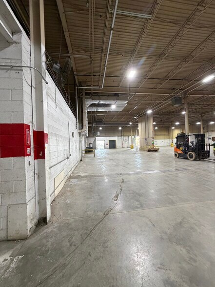 More Photos Of 2800 Tucker St, Burlington Warehouse For Lease