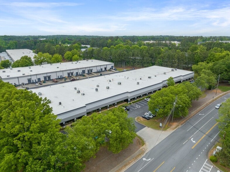More Photos Of 3000 Northfield Pl, Roswell Warehouse For Lease