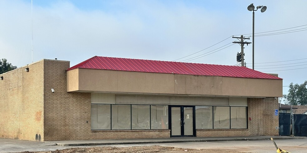 Primary Photo Of 142 SE 44th St, Oklahoma City Convenience Store For Sale