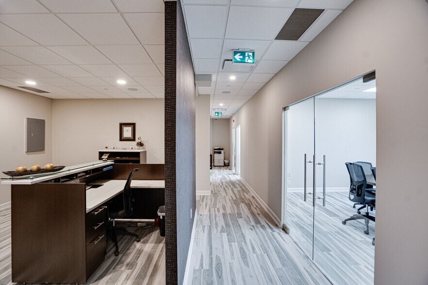 More Photos Of 200 Cachet Woods Crt, Markham Office For Lease