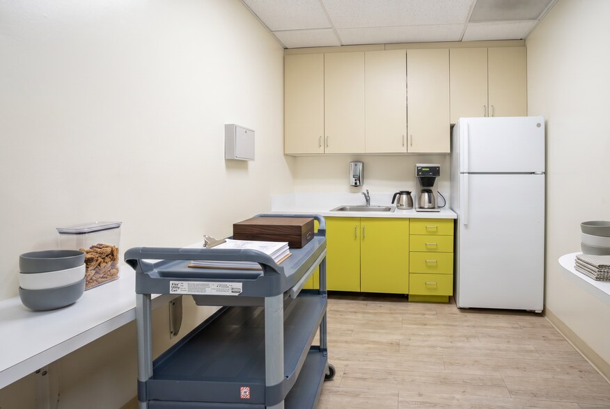 More Photos Of 11444 Washington Blvd, Culver City Medical For Sale