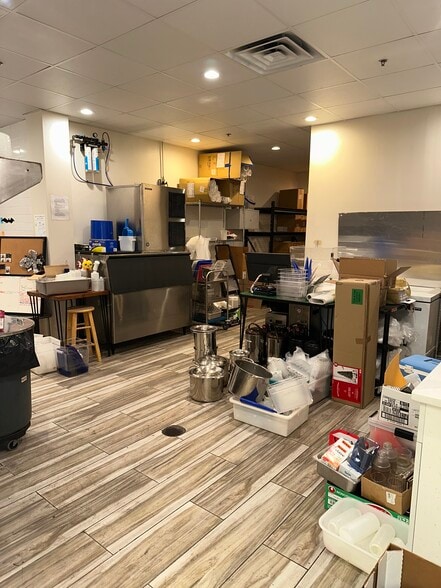 More Photos Of 1501 N Broad St, Philadelphia Freestanding For Lease