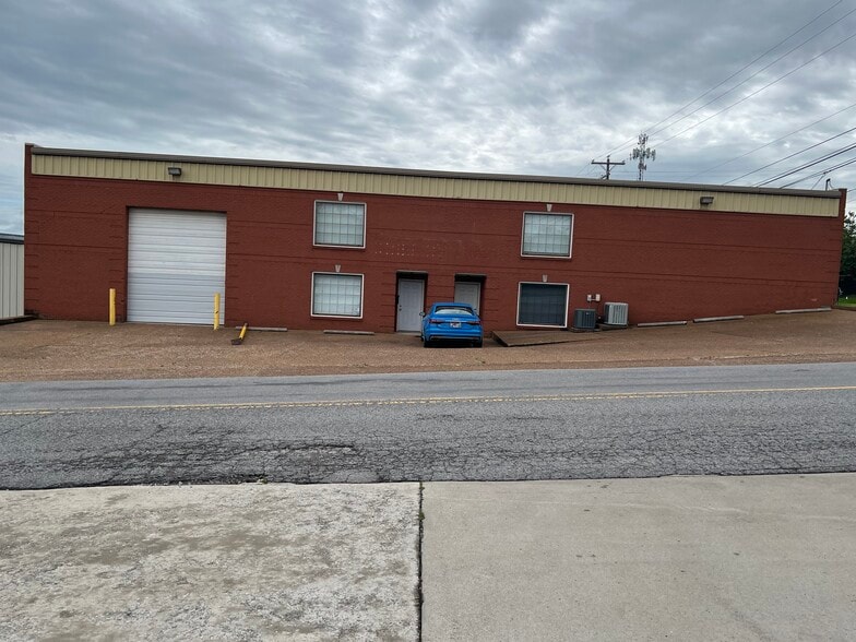 Primary Photo Of 2403 Kline Ave, Nashville Warehouse For Lease