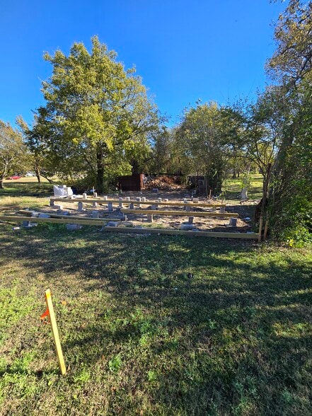 More Photos Of 1206 N Kaufman St, Ennis Land For Sale