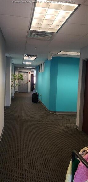 More Photos Of 109 Capitol St, Charleston Office Residential For Sale