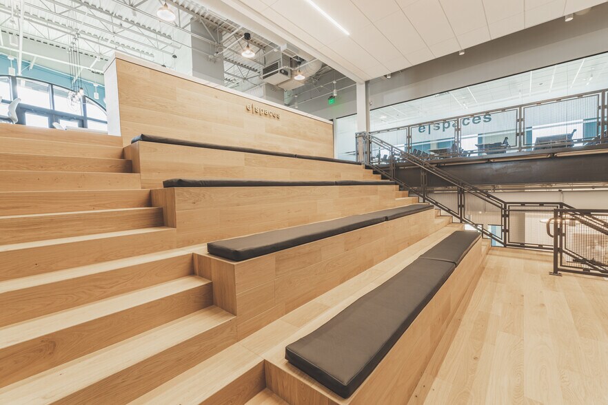 More Photos Of 4900 Centennial Blvd, Nashville Office For Sale