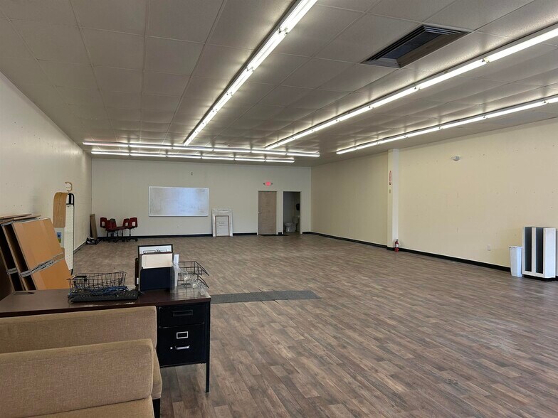 More Photos Of 9 US Route 302, Glen General Retail For Lease