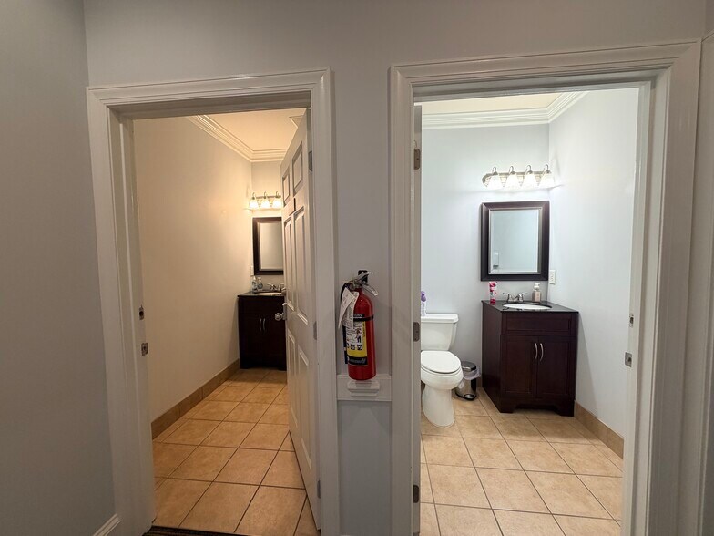 More Photos Of 211 E Six Forks Rd, Raleigh Loft Creative Space For Lease