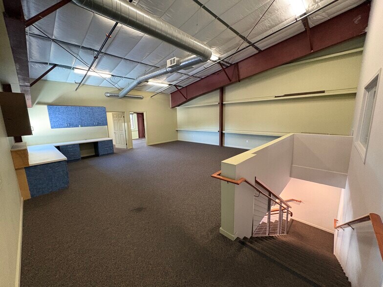 More Photos Of 178 Suburban Rd, San Luis Obispo Warehouse For Lease