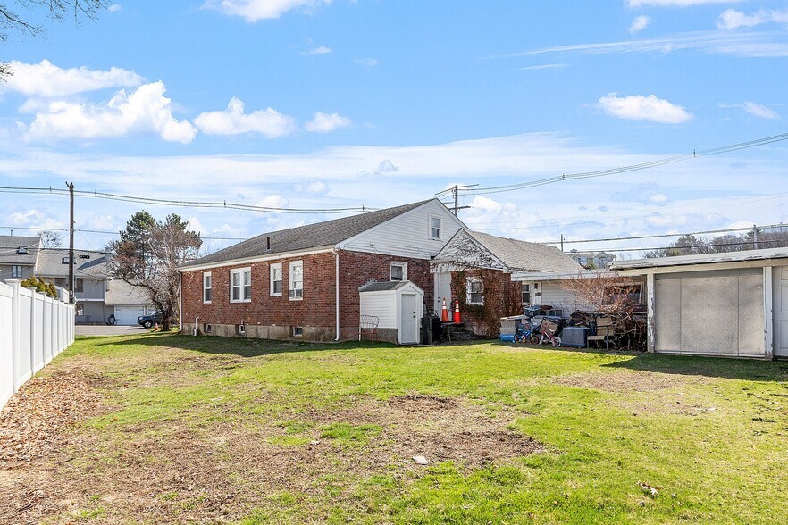 More Photos Of 344 Broadway, Lynnfield Storefront Retail Residential For Sale