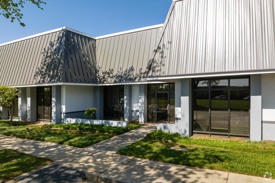 More Photos Of 1200 Woodruff Rd, Greenville Unknown For Lease