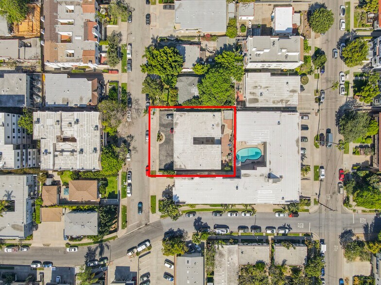 More Photos Of 3674 Empire Dr, Los Angeles Apartments For Sale