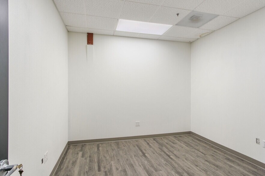 More Photos Of 1982 Crows Landing rd, Modesto Industrial For Sale