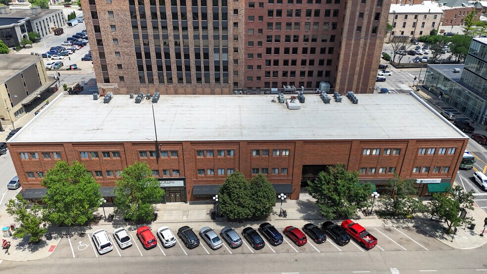 More Photos Of 205 N Main St, Bloomington Office For Lease