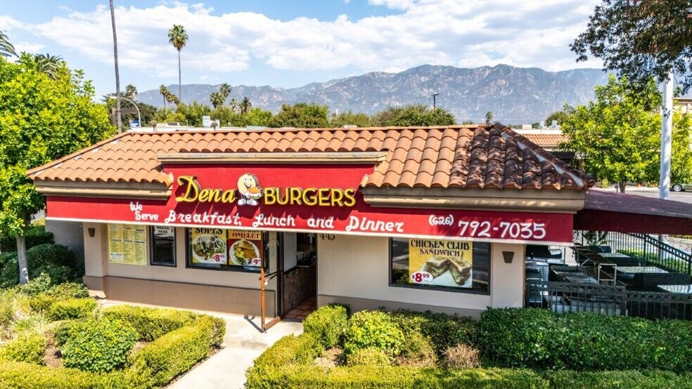 More Photos Of 736 N Los Robles Ave, Pasadena Storefront For Lease