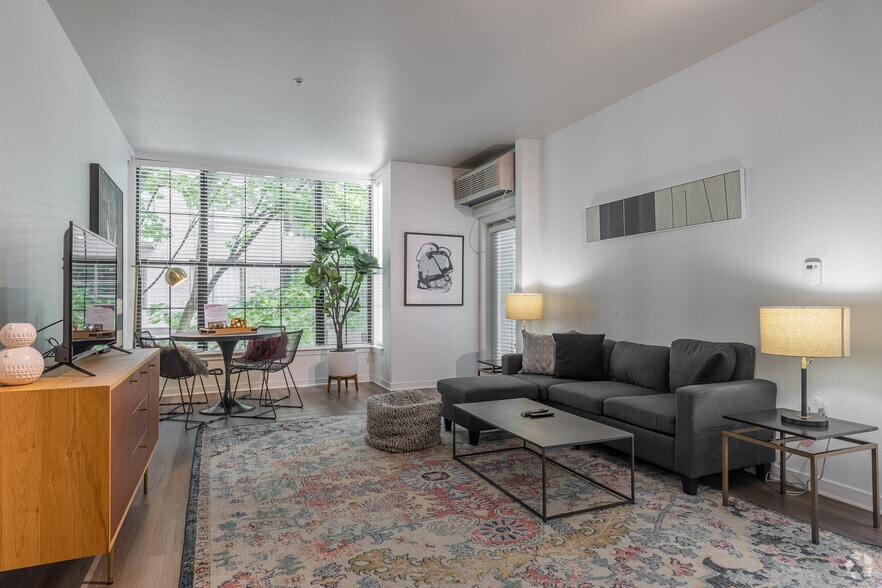 More Photos Of 1102 NW Lovejoy St, Portland Apartments For Lease
