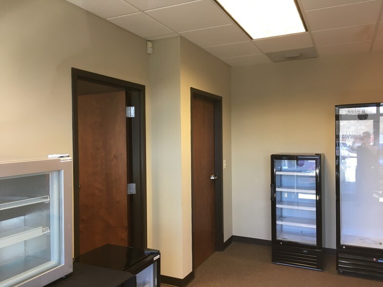 More Photos Of 6612 E WT Harris Blvd, Charlotte Light Distribution For Lease