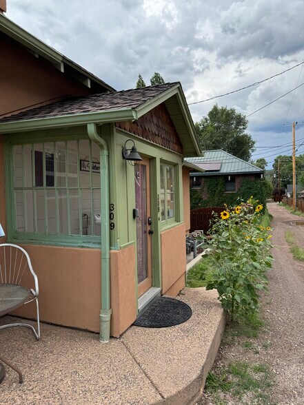 More Photos Of 309 N Humphreys St, Flagstaff Apartments For Sale