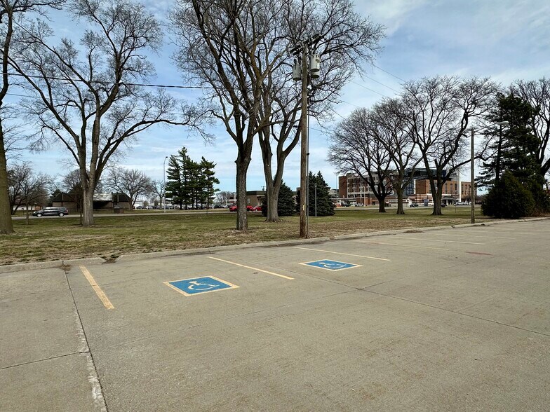 More Photos Of 230 E 22nd St, Fremont Medical For Sale