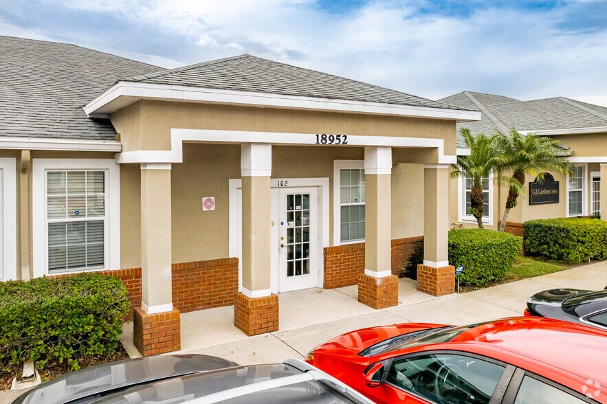 More Photos Of 18952 N Dale Mabry Hwy, Lutz Office For Lease