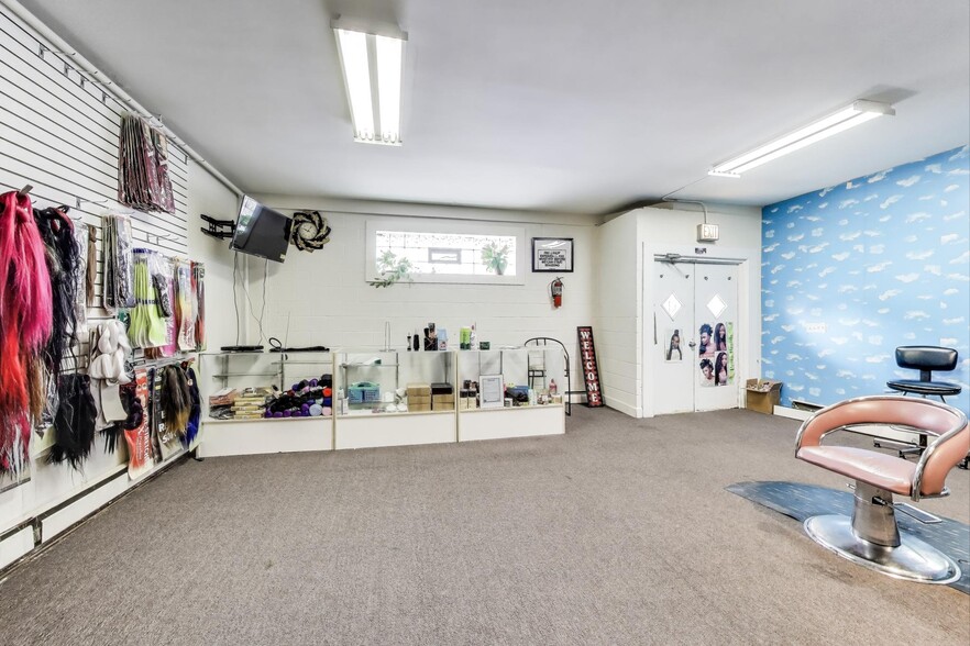 More Photos Of 9215 S Ashland Ave, Chicago General Retail For Sale
