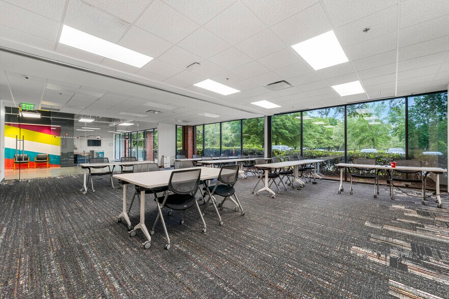 More Photos Of 4365 River Green Pky, Duluth Flex For Lease